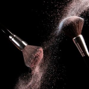 Clean Your Brushes at Segais Beauty Salons in Wantage